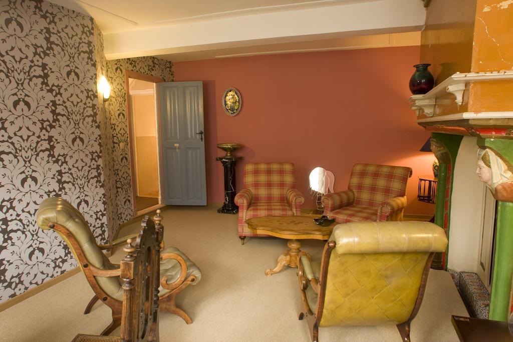 't Schaep Bed & Breakfast 4*